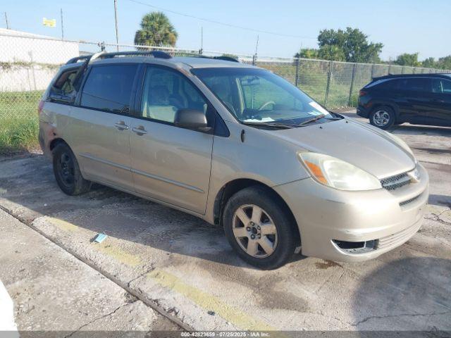  Salvage Toyota Sienna