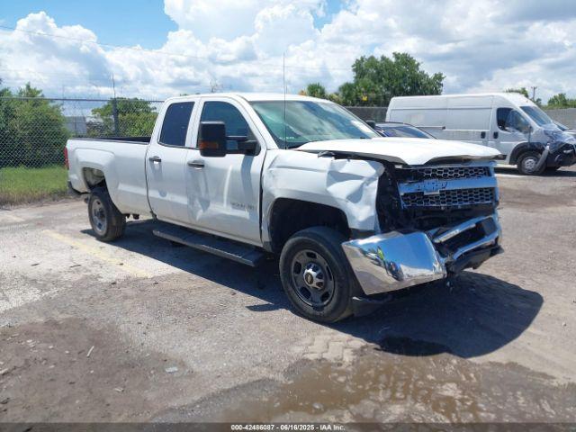 Salvage Chevrolet Silverado 2500
