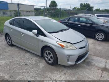  Salvage Toyota Prius