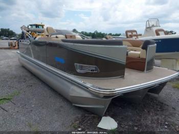  Salvage Tahoe Pontoon Other