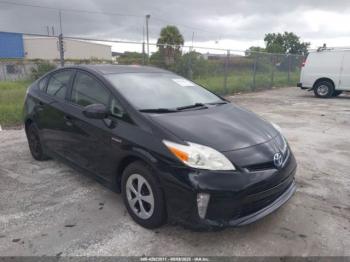  Salvage Toyota Prius
