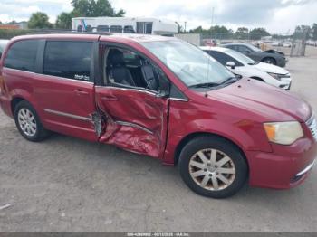 Salvage Chrysler Town & Country