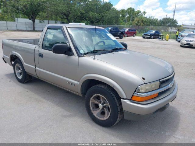  Salvage Chevrolet S-10