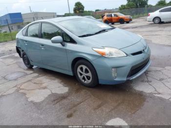  Salvage Toyota Prius