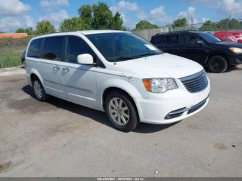 Salvage Chrysler Town & Country