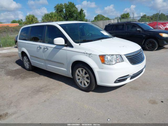  Salvage Chrysler Town & Country
