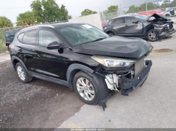  Salvage Hyundai TUCSON