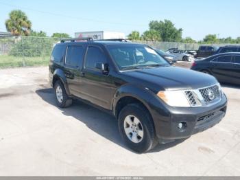  Salvage Nissan Pathfinder