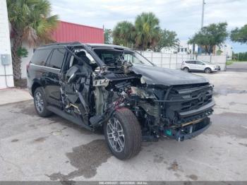  Salvage Ford Expedition