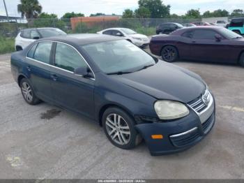  Salvage Volkswagen Jetta