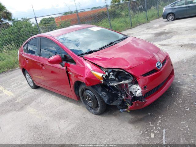  Salvage Toyota Prius
