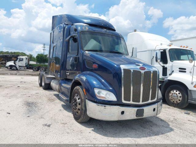  Salvage Peterbilt 579