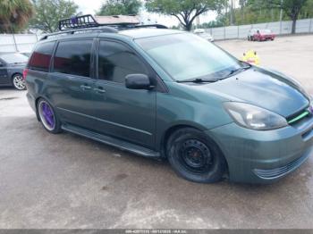  Salvage Toyota Sienna