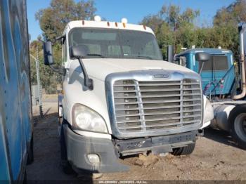  Salvage Freightliner Cascadia 125