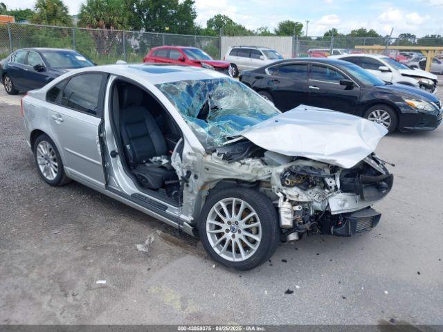  Salvage Volvo S40