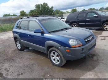  Salvage Hyundai TUCSON