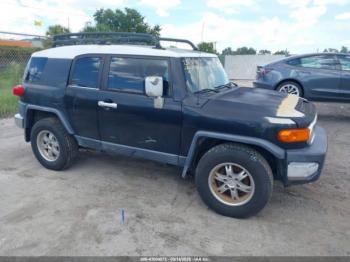  Salvage Toyota FJ Cruiser