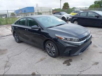  Salvage Kia Forte