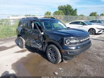  Salvage Ford Bronco