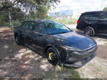  Salvage Kia K4