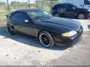  Salvage Ford Mustang