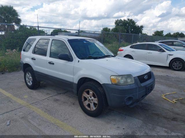  Salvage Ford Escape