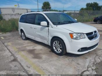  Salvage Dodge Grand Caravan