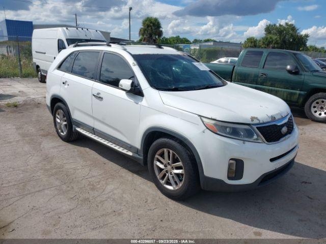 Salvage Kia Sorento
