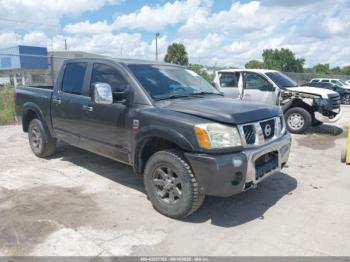  Salvage Nissan Titan
