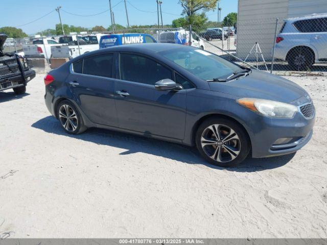  Salvage Kia Forte