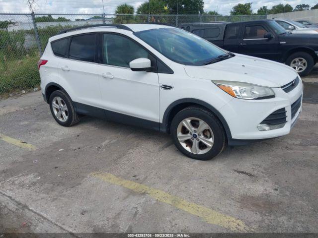  Salvage Ford Escape