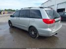 Toyota Sienna Ce Image 11