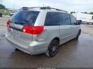 Toyota Sienna Ce Image 2