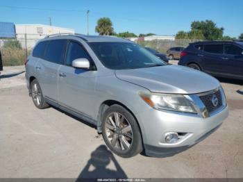  Salvage Nissan Pathfinder