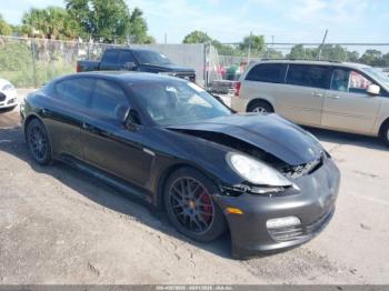  Salvage Porsche Panamera