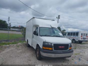  Salvage General Motors Savana Cutaway