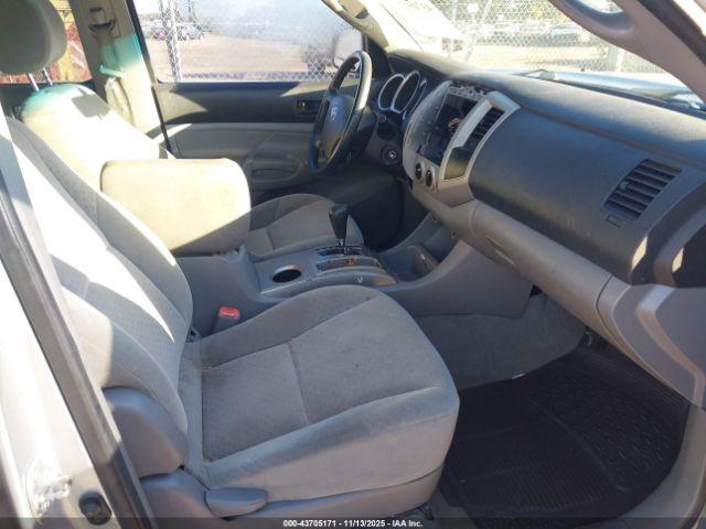 Toyota Tacoma Prerunner V6 Image 4