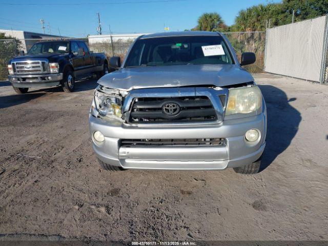 Toyota Tacoma Prerunner V6 Image 11