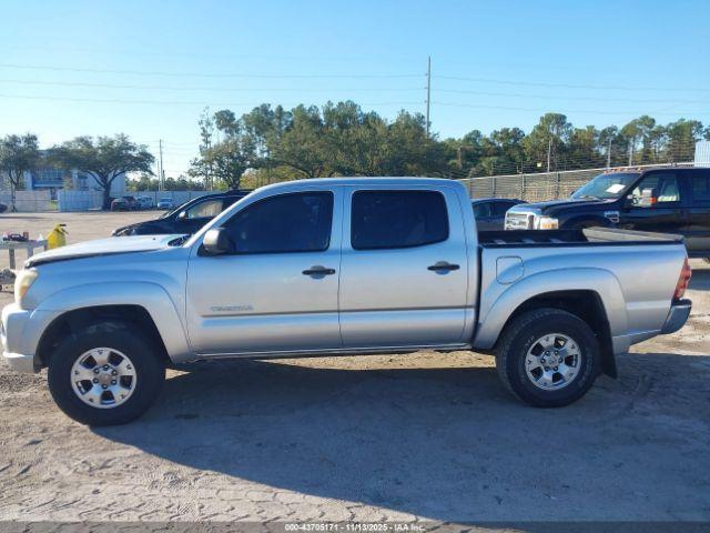 Toyota Tacoma Prerunner V6 Image 15