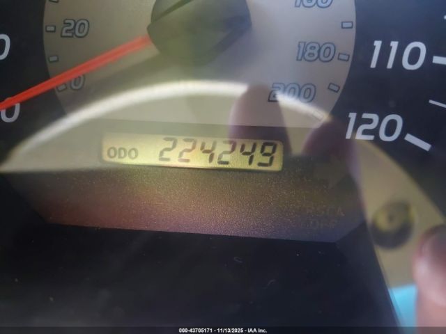 Toyota Tacoma Prerunner V6 Image 12