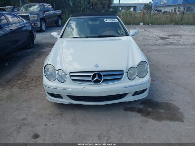 Mercedes-Benz Clk-class Image 8