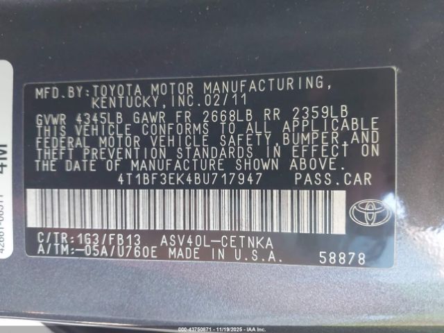 Toyota Camry Le Image 11