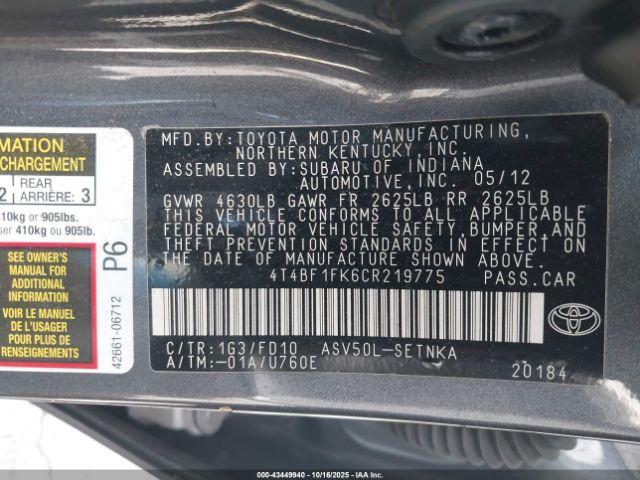 Toyota Camry Le Image 12