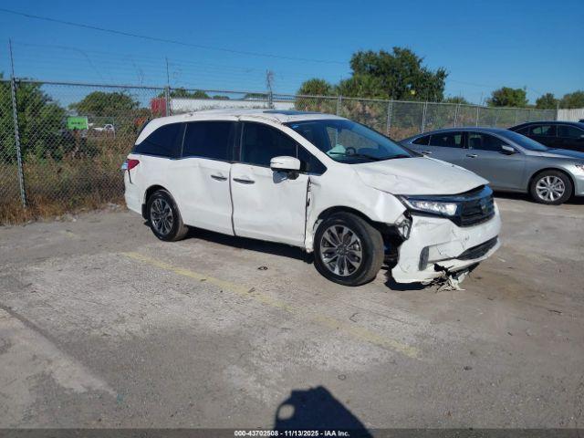  Salvage Honda Odyssey