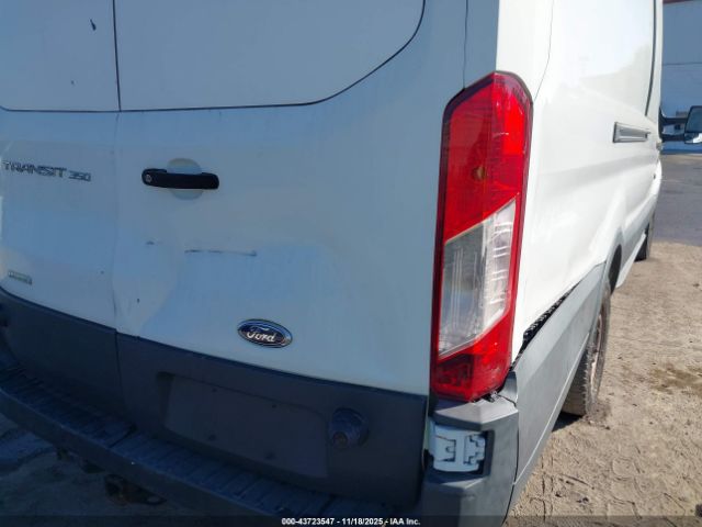 Ford Transit Image 14