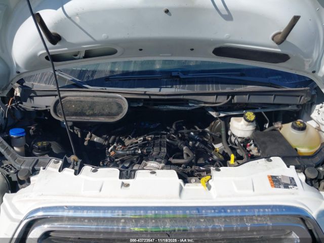 Ford Transit Image 9