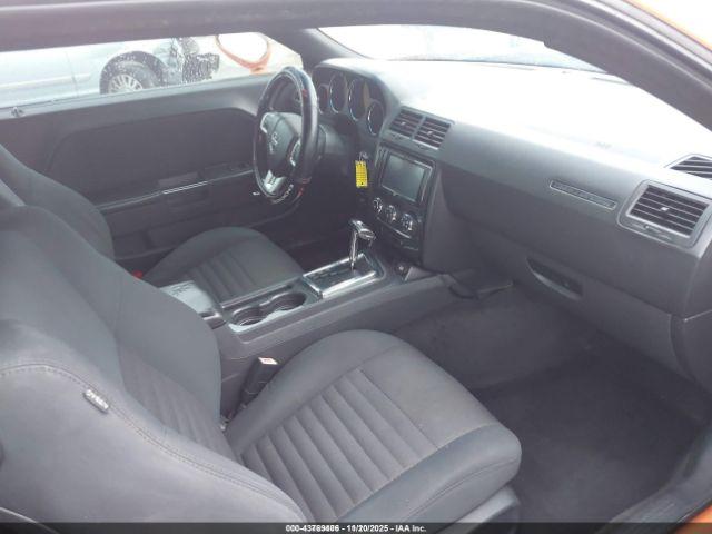 Dodge Challenger Sxt Image 5