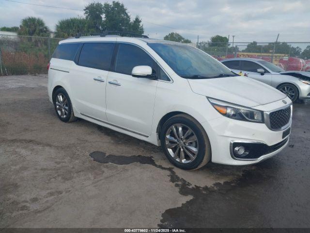  Salvage Kia Sedona