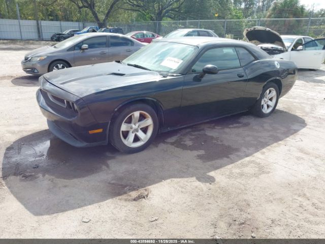 Dodge Challenger Sxt Image 16