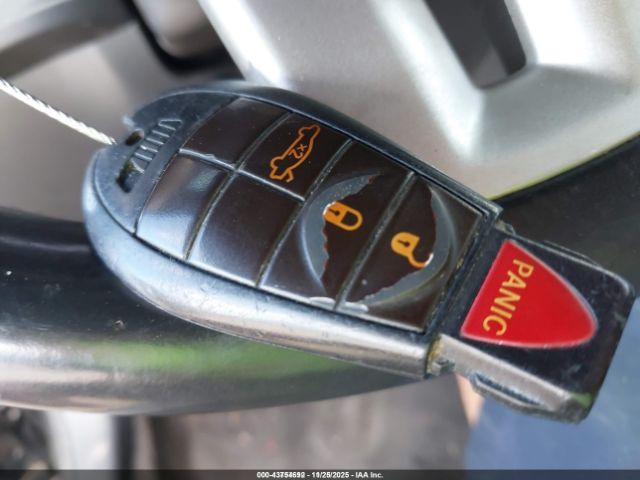 Dodge Challenger Sxt Image 5